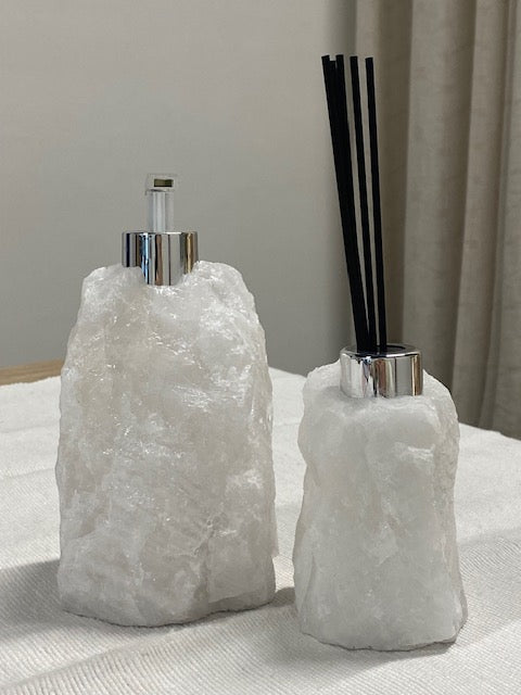 Fragrance diffuser rock crystal